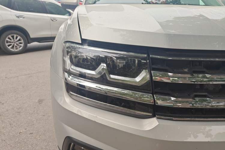 Used Volkswagen Teramont 2020 380TSI Four-Wheel Drive Luxury Version China VI Standard Right Front Headlight
