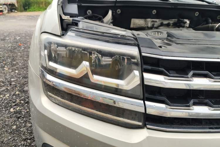 Used Volkswagen Teramont 2020 380TSI Four-Wheel Drive Comfort Edition China VI Standard Right Front Headlight