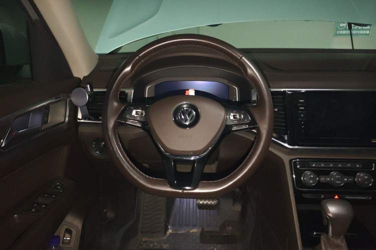 Used Volkswagen Teramont 2020 380TSI Four-Wheel Drive Luxury Version China VI Standard Steering Wheel