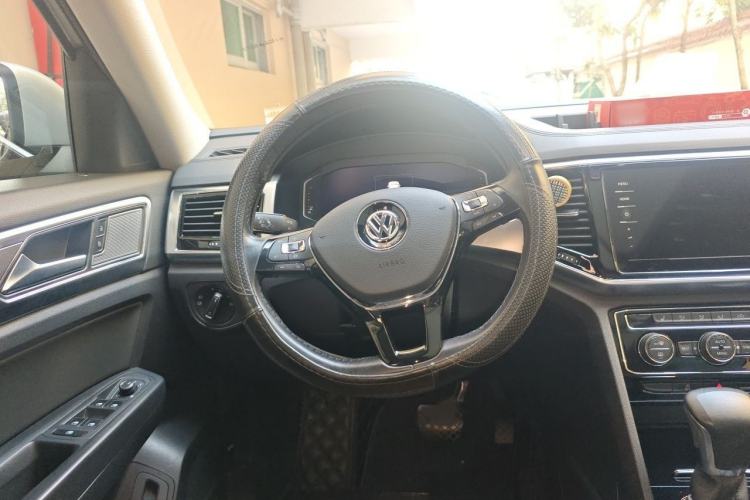 Used Volkswagen Teramont 2020 380TSI Four-Wheel Drive Luxury Version China VI Standard Steering Wheel