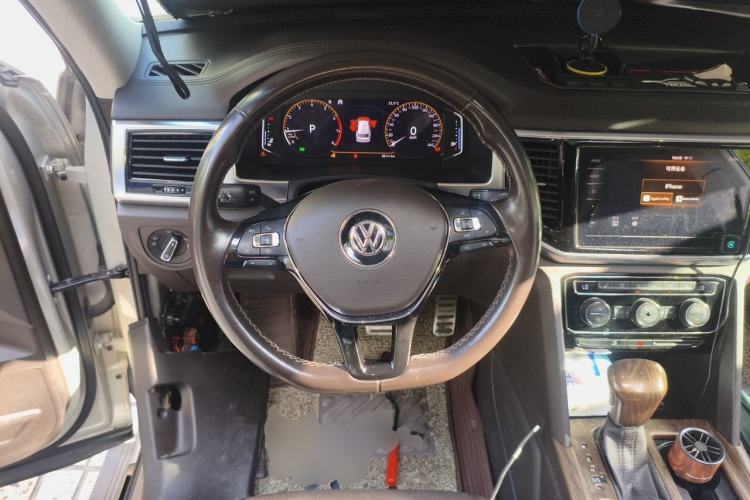 Used Volkswagen Teramont 2020 330TSI Two-Wheel-Drive Luxury Edition China VI Standard Steering Wheel