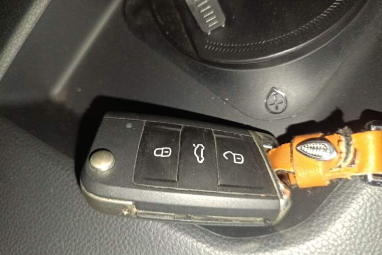 Used Volkswagen Teramont 2020 530 V6 Four-Wheel Drive Luxury Version China VI Standard Vehicle Key