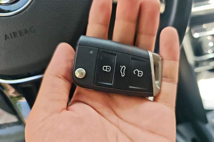 Used Volkswagen Teramont 2020 380TSI Four-Wheel Drive Flagship Version China VI Standard Vehicle Key