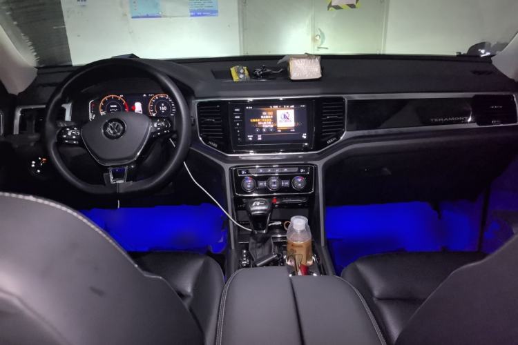 Used Volkswagen Teramont 2020 380TSI Four-Wheel Drive Comfort Edition China VI Standard Center Console