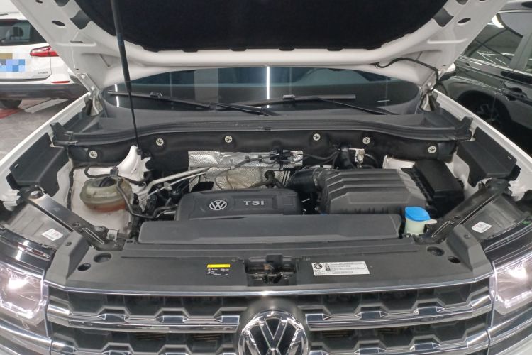 Used Volkswagen Teramont 2020 380TSI Four-Wheel Drive Luxury Version China VI Standard Engine Bay