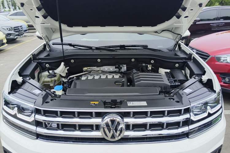 Used Volkswagen Teramont 2020 Revised Version 530 V6 Four-Wheel Drive Flagship Edition Engine Bay