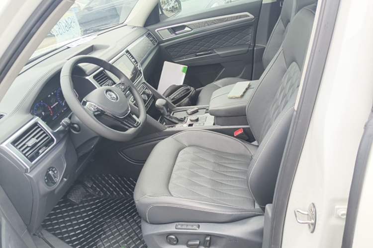 Used Volkswagen Teramont 2020 Revised Version 530 V6 Four-Wheel Drive Flagship Edition Left Front Seat