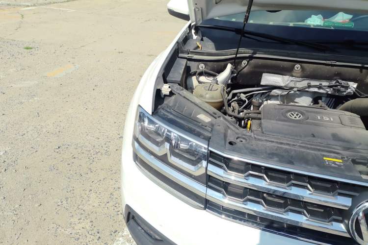 Used Volkswagen Teramont 2020 380TSI Four-Wheel Drive Comfort Edition China VI Standard Right Front Headlight