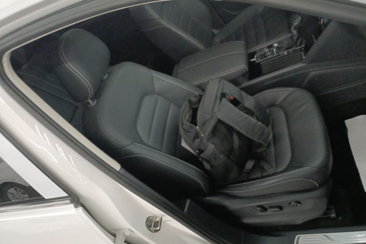 Used Volkswagen Teramont 2020 380TSI Four-Wheel Drive Luxury Version China VI Standard Right Front Seat