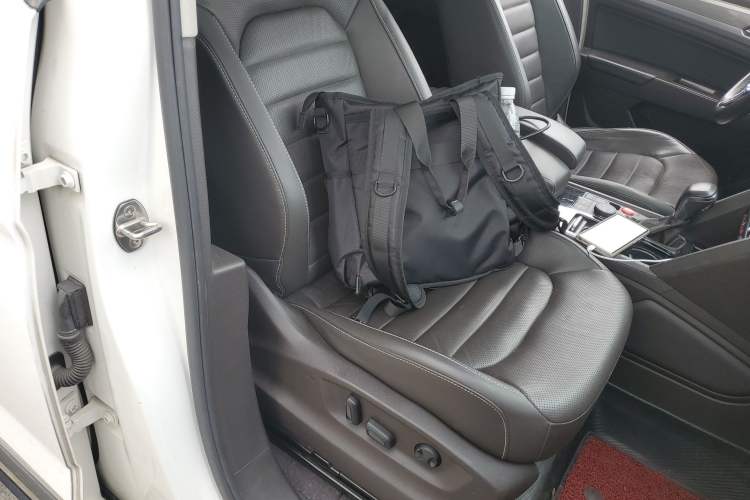 Used Volkswagen Teramont 2020 380TSI Four-Wheel Drive Luxury Version China VI Standard Right Front Seat