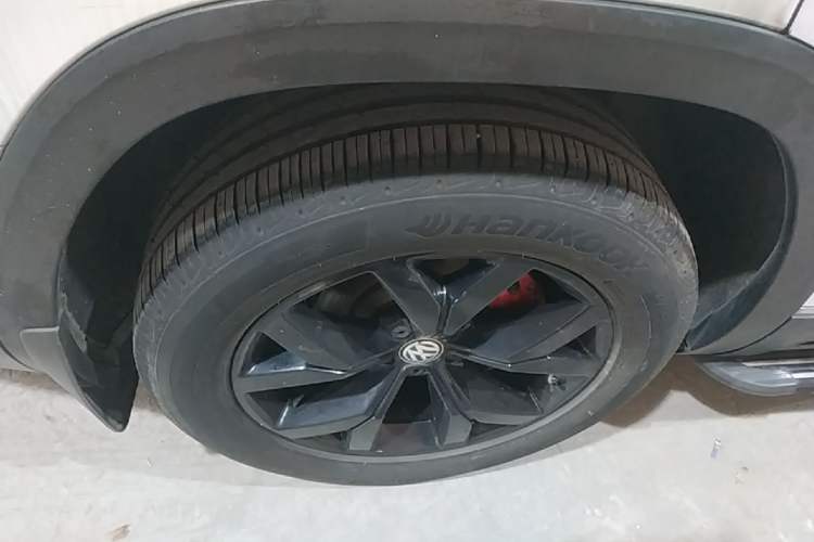 Used Volkswagen Teramont 2020 380TSI Four-Wheel Drive Luxury Version China VI Standard Right Rear Wheel Hub