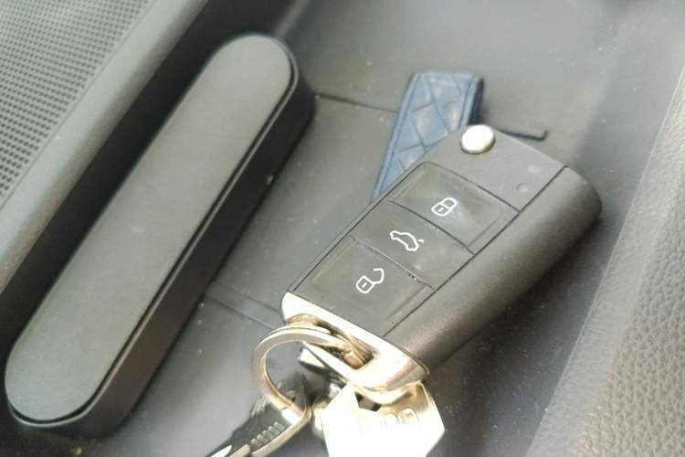 Used Volkswagen Teramont 2020 Revised Version 530 V6 Four-Wheel Drive Flagship Edition Vehicle Key