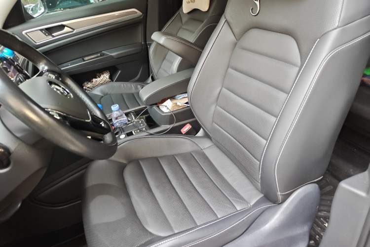 Used Volkswagen Teramont 2020 330TSI Two-Wheel-Drive Luxury Edition China VI Standard Left Front Seat