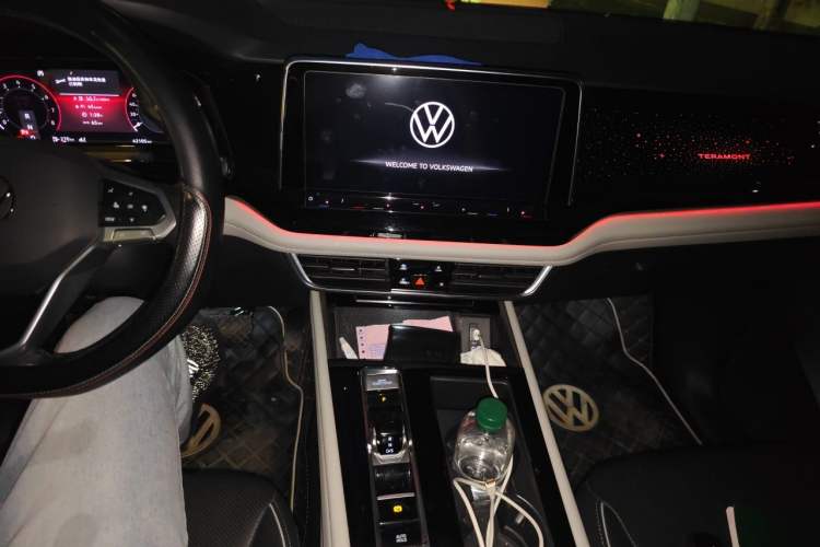 Used Volkswagen Teramont 2021 380TSI Four-Wheel Drive Prestige Luxury Edition Audio And AC Panel