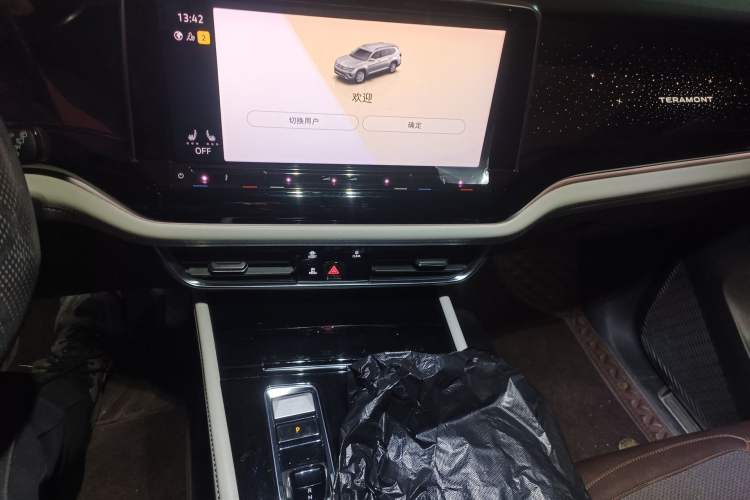 Used Volkswagen Teramont 2021 380TSI Four-Wheel Drive Prestige Luxury Edition Audio And AC Panel