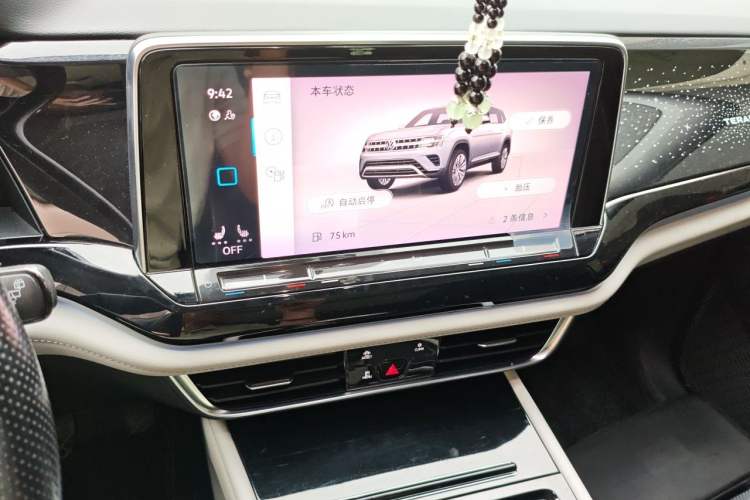 Used Volkswagen Teramont 2021 530 V6 Four-Wheel Drive Prestige Luxury Edition Audio And AC Panel