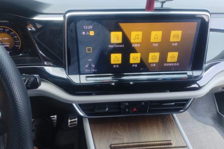 Used Volkswagen Teramont 2021 380TSI Four-Wheel Drive Prestige Luxury Edition Audio And AC Panel