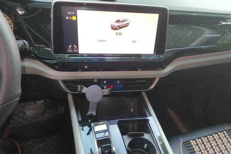 Used Volkswagen Teramont 2021 380TSI Four-Wheel Drive Prestige Luxury Edition Audio And AC Panel