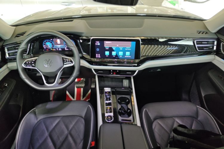 Used Volkswagen Teramont 2021 380TSI Four-Wheel Drive Prestige Flagship Edition Center Console
