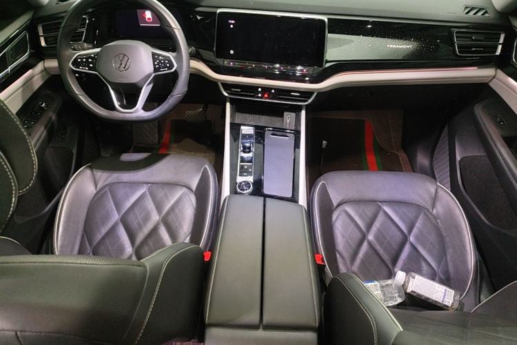 Used Volkswagen Teramont 2021 380TSI Four-Wheel Drive Prestige Flagship Edition Center Console