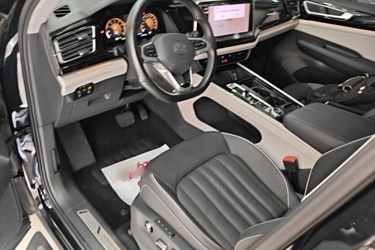 Used Volkswagen Teramont 2021 380TSI Four-Wheel Drive Prestige Luxury Edition Center Console