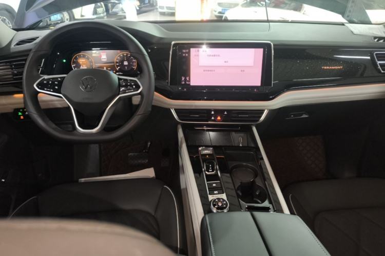 Used Volkswagen Teramont 2021 380TSI Four-Wheel Drive Prestige Flagship Edition Center Console