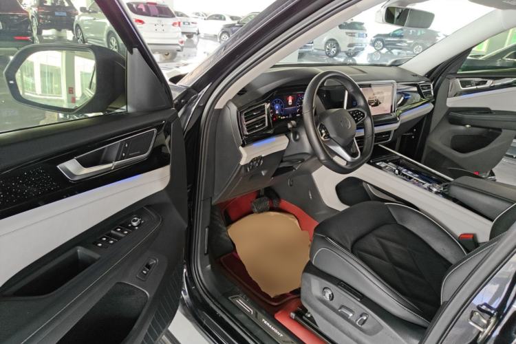 Used Volkswagen Teramont 2021 530 V6 All-Wheel Drive Prestige Flagship Edition Driver Seat