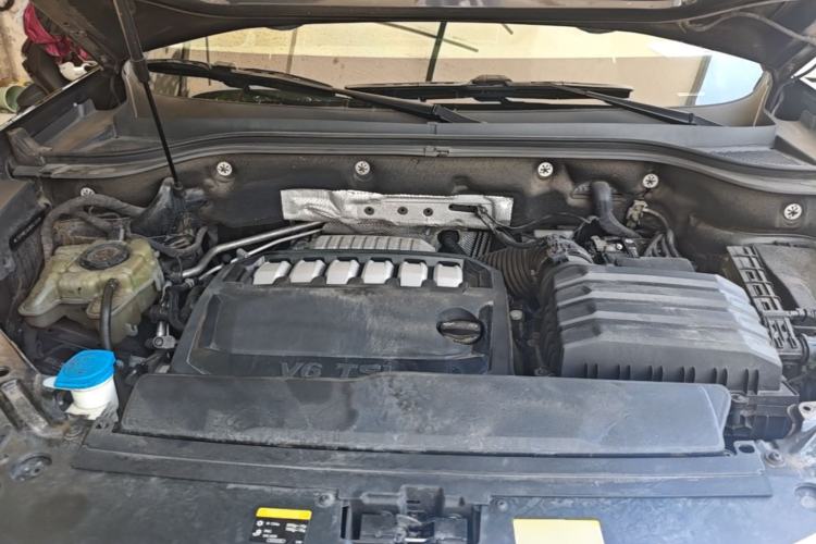 Used Volkswagen Teramont 2021 530 V6 Four-Wheel Drive Prestige Luxury Edition Engine Bay