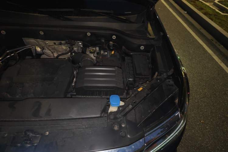 Used Volkswagen Teramont 2021 380TSI Four-Wheel Drive Prestige Luxury Edition Engine Bay Left