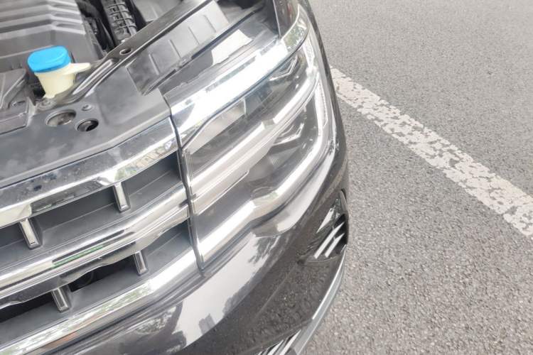 Used Volkswagen Teramont 2021 380TSI Four-Wheel Drive Prestige Luxury Edition Engine Bay Left