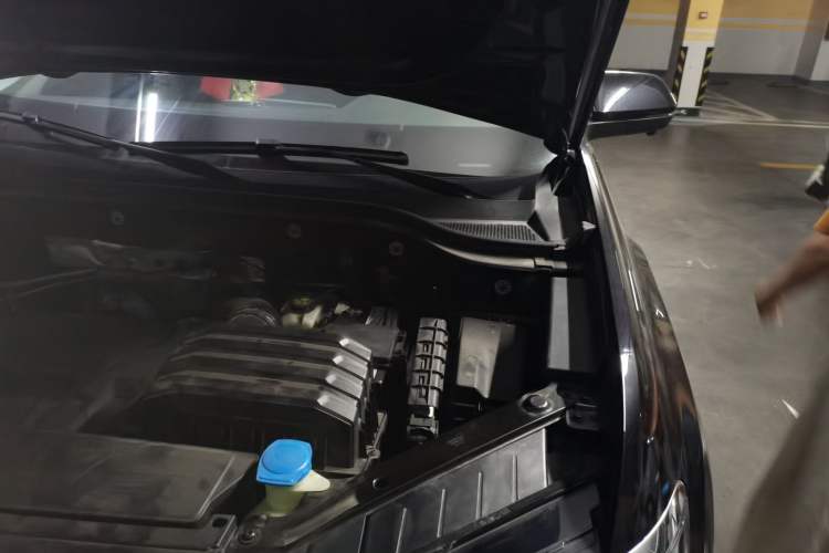 Used Volkswagen Teramont 2021 380TSI Four-Wheel Drive Prestige Luxury Edition Engine Bay Left