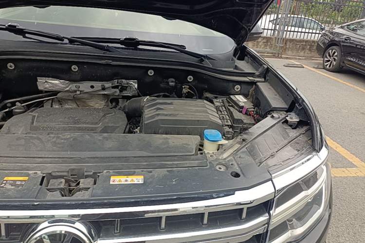 Used Volkswagen Teramont 2021 380TSI Four-Wheel Drive Prestige Luxury Edition Engine Bay Left