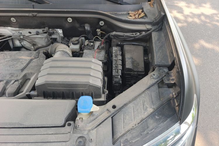 Used Volkswagen Teramont 2021 380TSI Four-Wheel Drive Prestige Luxury Edition Engine Bay Left