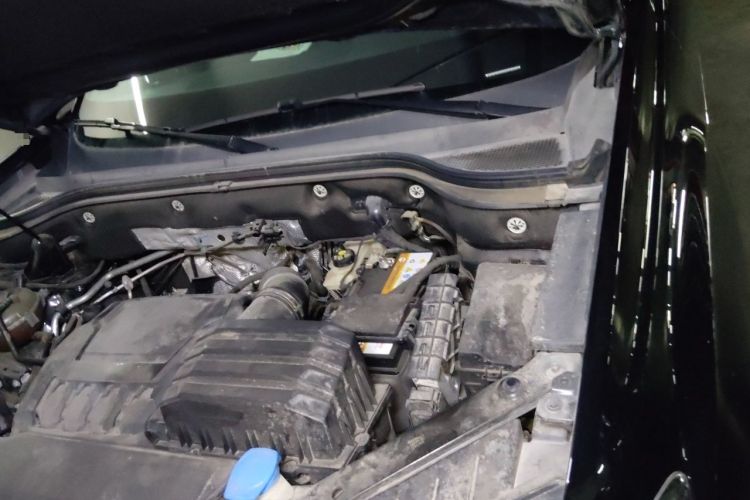 Used Volkswagen Teramont 2021 380TSI Four-Wheel Drive Prestige Luxury Edition Engine Bay Left