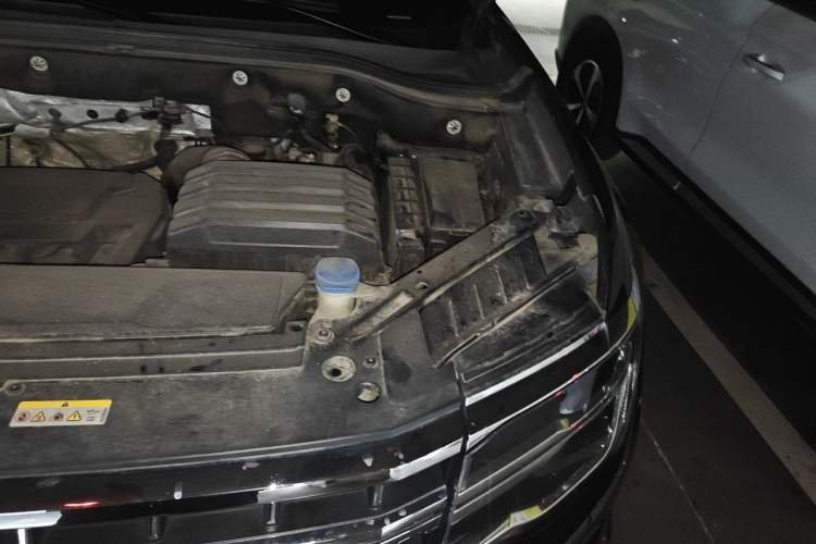Used Volkswagen Teramont 2021 380TSI Four-Wheel Drive Prestige Luxury Edition Engine Bay Left