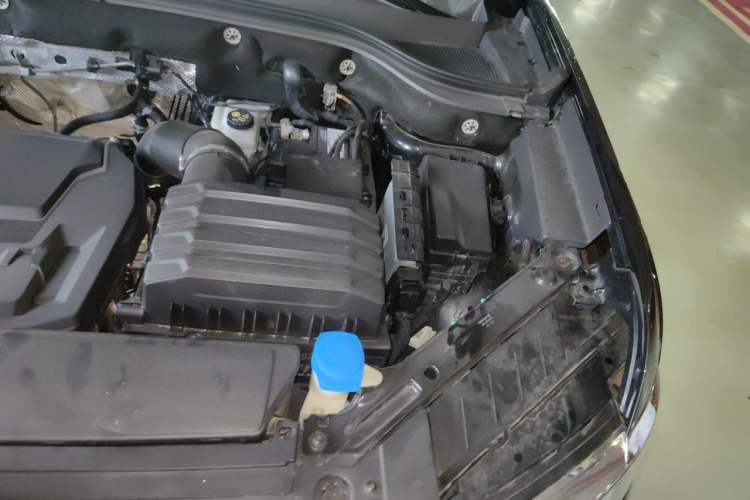 Used Volkswagen Teramont 2021 380TSI Four-Wheel Drive Prestige Luxury Edition Engine Bay Left