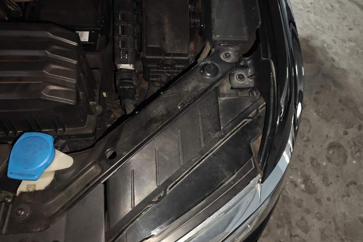 Used Volkswagen Teramont 2021 380TSI Four-Wheel Drive Luxury Edition Engine Bay Left