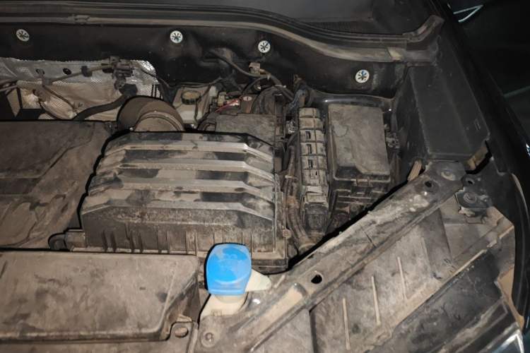 Used Volkswagen Teramont 2021 380TSI Four-Wheel Drive Prestige Luxury Edition Engine Bay Left