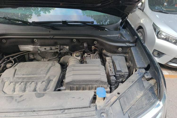 Used Volkswagen Teramont 2021 380TSI Four-Wheel Drive Prestige Luxury Edition Engine Bay Left