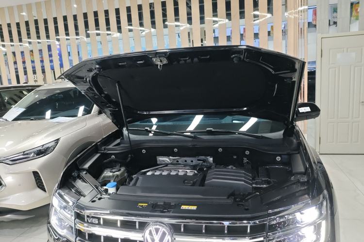 Used Volkswagen Teramont 2021 530 V6 All-Wheel Drive Prestige Flagship Edition Engine Bay