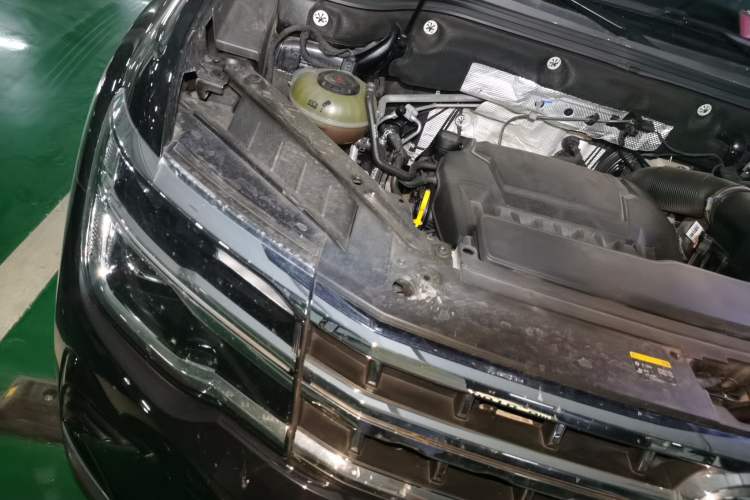 Used Volkswagen Teramont 2021 380TSI Four-Wheel Drive Prestige Luxury Edition Engine Bay Right
