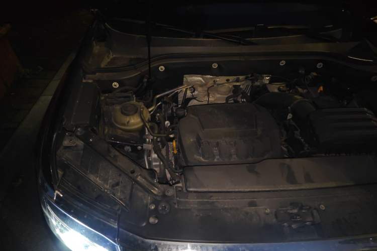 Used Volkswagen Teramont 2021 380TSI Four-Wheel Drive Prestige Luxury Edition Engine Bay Right