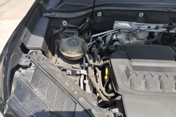 Used Volkswagen Teramont 2021 380TSI Four-Wheel Drive Prestige Luxury Edition Engine Bay Right