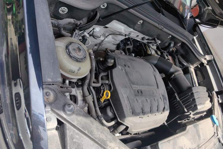 Used Volkswagen Teramont 2021 380TSI Four-Wheel Drive Prestige Luxury Edition Engine Bay Right