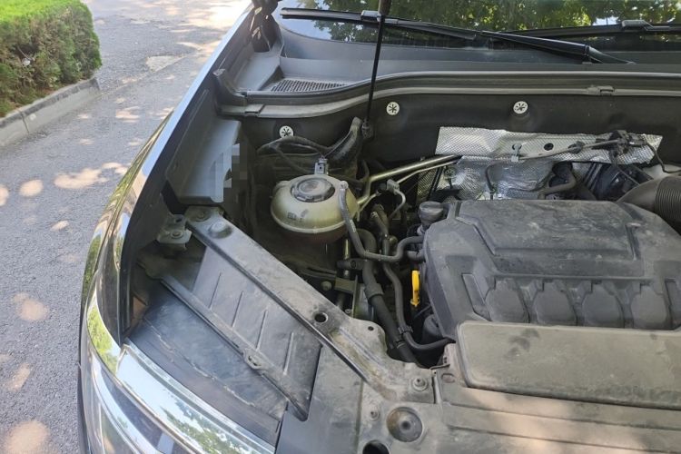 Used Volkswagen Teramont 2021 380TSI Four-Wheel Drive Prestige Luxury Edition Engine Bay Right