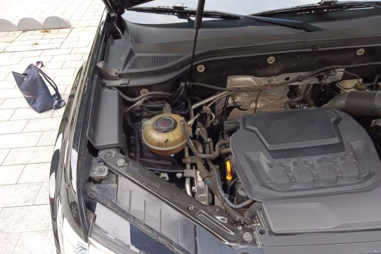 Used Volkswagen Teramont 2021 380TSI Four-Wheel Drive Prestige Luxury Edition Engine Bay Right