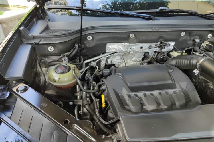 Used Volkswagen Teramont 2021 380TSI Four-Wheel Drive Prestige Luxury Edition Engine Bay Right