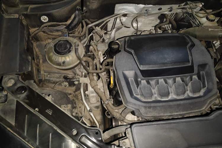 Used Volkswagen Teramont 2021 330TSI Two-Wheel-Drive Prestige Luxury Edition Engine Bay Right