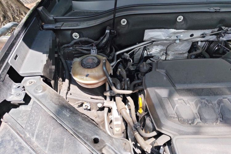 Used Volkswagen Teramont 2021 380TSI Four-Wheel Drive Prestige Luxury Edition Engine Bay Right