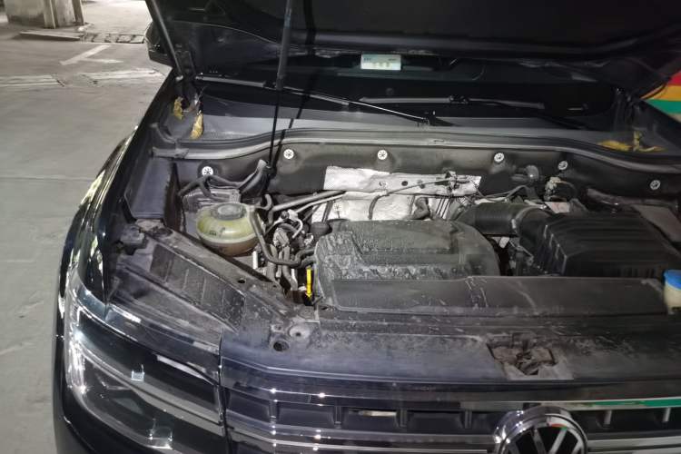 Used Volkswagen Teramont 2021 380TSI Four-Wheel Drive Prestige Luxury Edition Engine Bay Right
